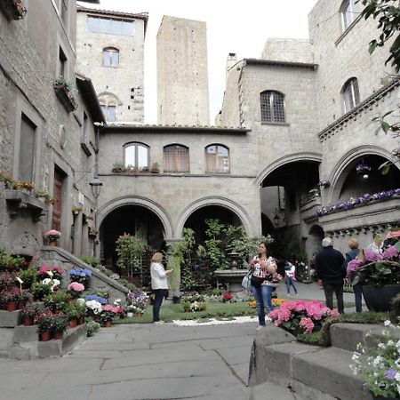 B&B Centro Storico ヴィテルボ エクステリア 写真